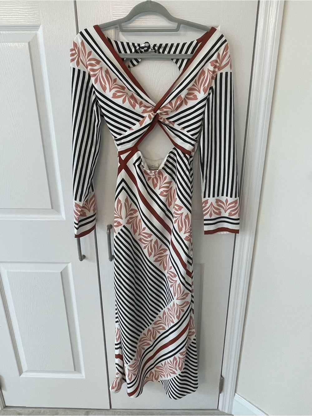 NWT Abercrombie & Fitch Black, White & Rust Striped Long-Sleeve Maxi Dress